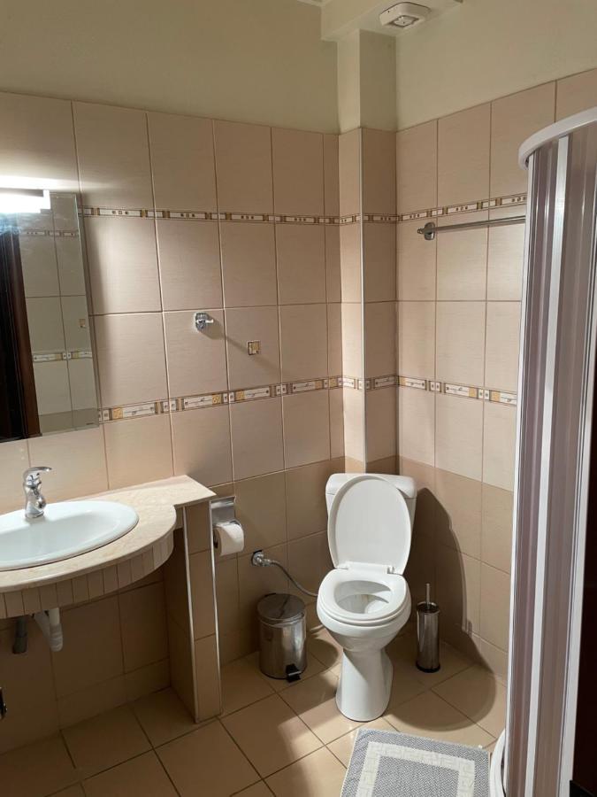 Hotel Melastron Elassona 외부 사진